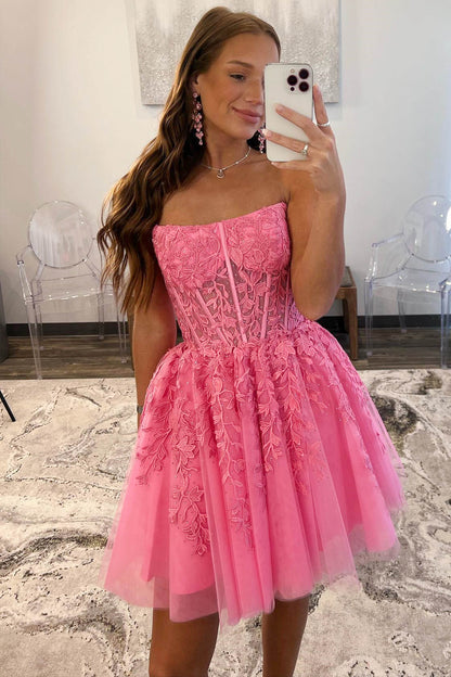 Petunia | A-Linien-Heimkehrkleid aus Tüllspitze mit Applikationen