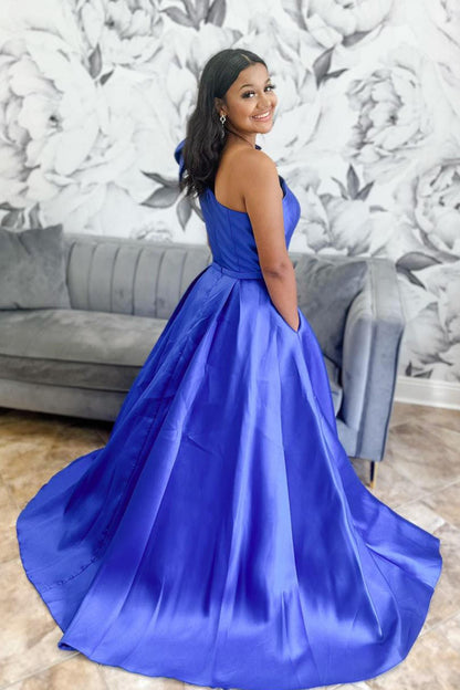Aliya | Rotes One-Shoulder-Ballkleid aus Satin mit Fliege und Taschen