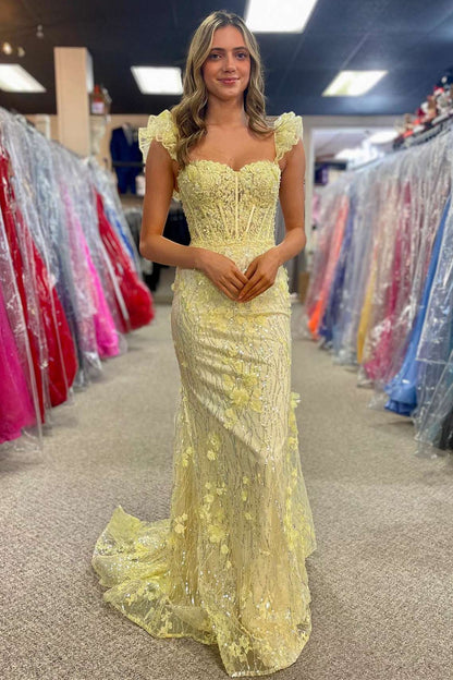 Mckinley | Gelbes, langes Ballkleid im Meerjungfrauen-Stil mit Rüschenträgern und 3D-Blumen