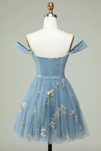 Blumenstickerei Herzausschnitt A-Linie Homecoming-Kleid Kurzes Partykleid PD472