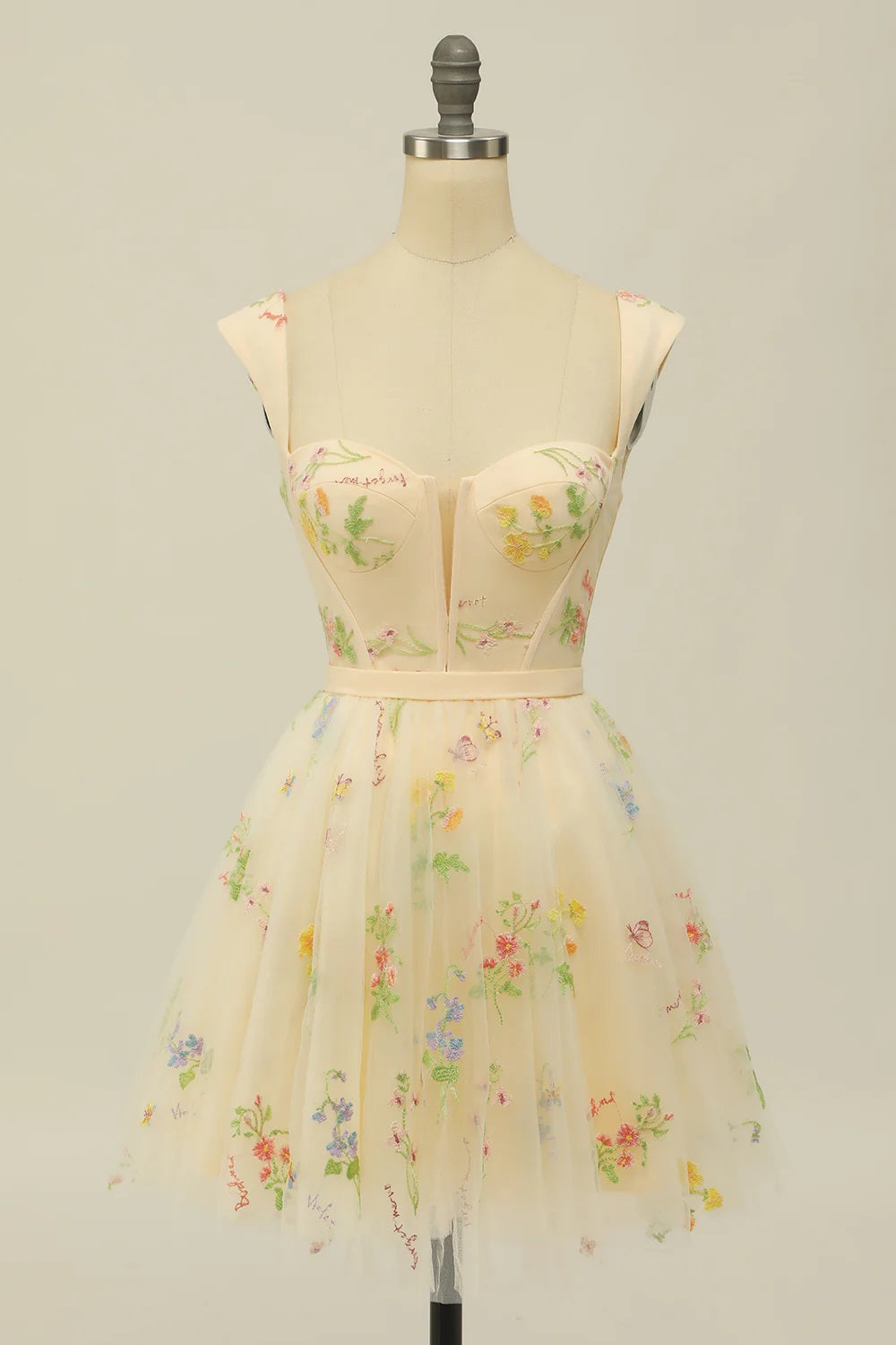 Blumenstickerei Herzausschnitt A-Linie Homecoming-Kleid Kurzes Partykleid PD472