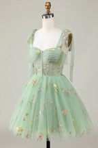 Floral Homecoming Kleider Stickerei A-Linie Kurzes Partykleid PD504