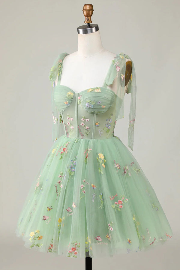 Floral Homecoming Kleider Stickerei A-Linie Kurzes Partykleid PD504