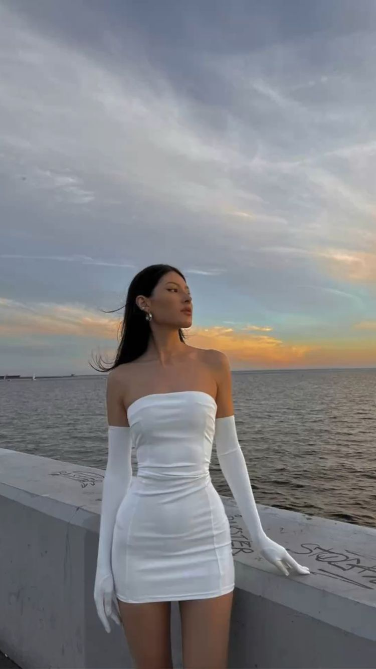 Vestido de fiesta blanco sin tirantes, bonito y sexy, ajustado, Y2127