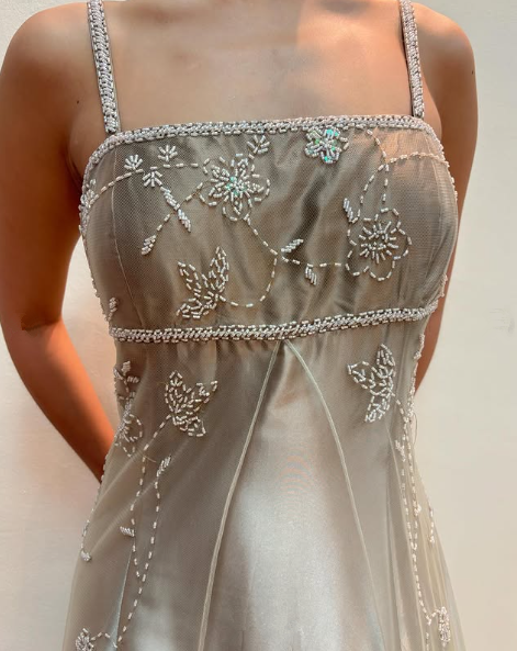 Modisches Spaghettiträger Satin Tüll Perlen Ballkleid A-Linie Party Abendkleid Y8139