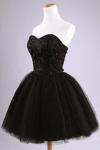 Vestidos de fiesta negros sin tirantes de tul