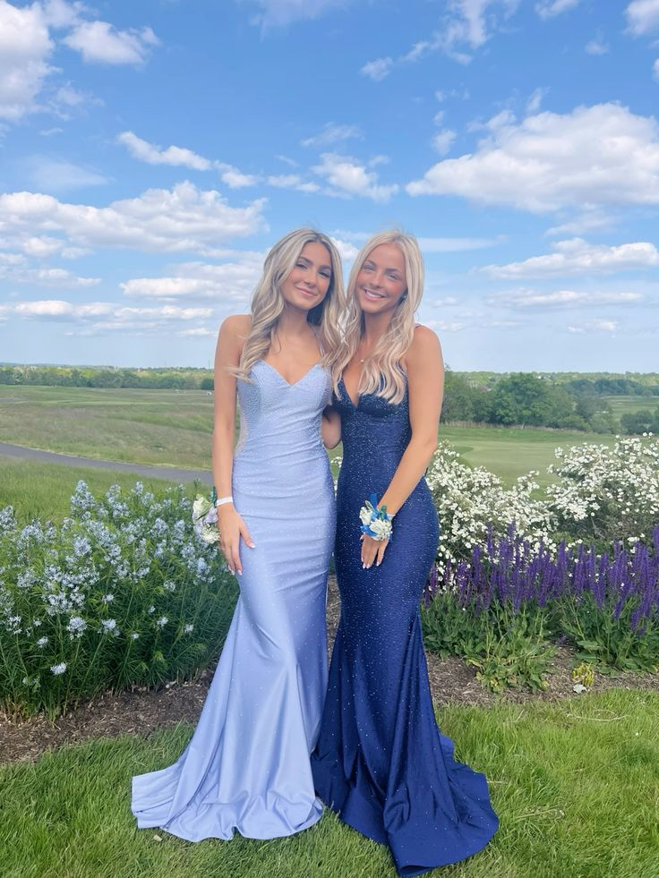 Wunderschönes Meerjungfrau-Abendkleid aus Satin mit Perlen, langes Ballkleid Y8237