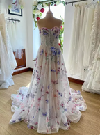 trägerloses A-Linien-Brautkleid mit Blumenmuster Y6970