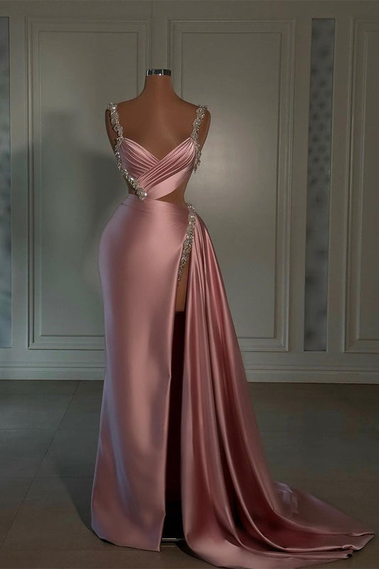 Glamouröses langes rosa Satin-Ballkleid mit Schlitz vorne, Perlenbesatz und Rüschen