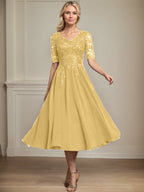 Vestido de gasa con encaje y lentejuelas para madre de la novia, corte A, escote en V y largo hasta la rodilla