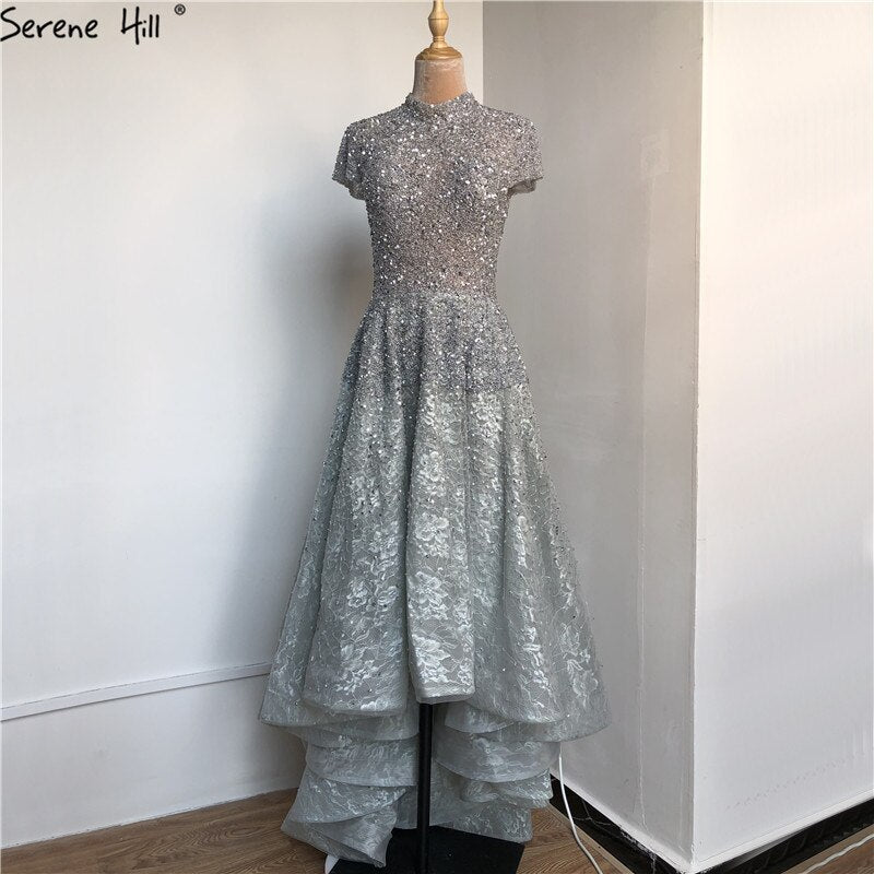 Gold High Neck Luxus Asymmetrische Abendkleider 2025 Perlen Pailletten Ärmellose Abendkleider LA60757 