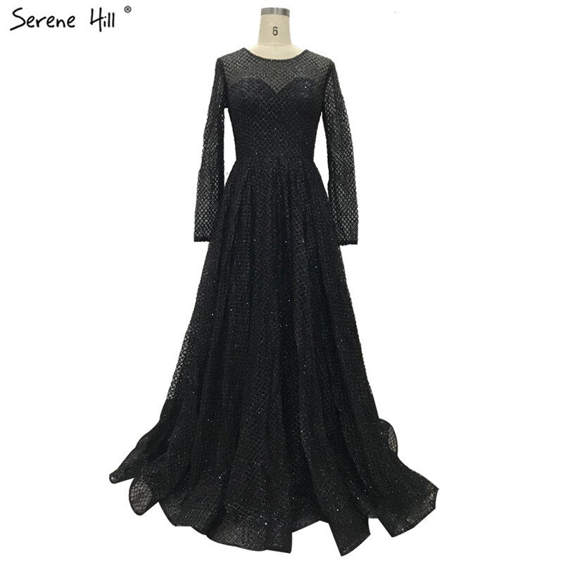 En oferta, sin devolución ni reembolso. Oferta: Vestidos de noche musulmanes dorados de manga larga, corte A, cuello redondo, lujosos y brillantes, foto real LA60942.