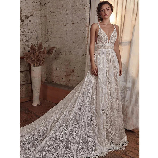 Gorgeous Spaghetti Strap Wedding Dresses Lace Bohemian Deep V-Neck Open Back Illusion Bridal Gowns свадебный наряд Robe De-payinti