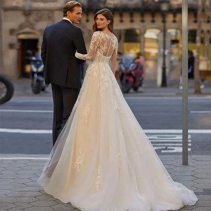 Gorgeous Women's A-line Long Sleeve Wedding Dresses Lace Applique Women's Sexy V-neck Bridal Gowns Princess Prom Party Robe Mari-payinti