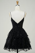Lindo vestido negro de fiesta corto con corsé escalonado, lentejuelas brillantes y corte en A