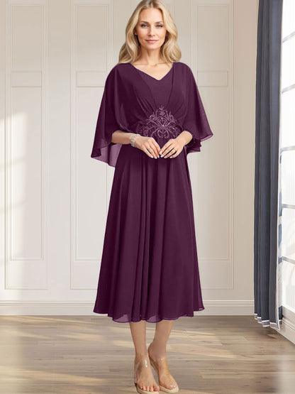 A-Linie V-Ausschnitt Wadenlanges Chiffonkleid für die Brautmutter mit plissierten Paillettenapplikationen Spitzenbesatz 