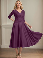 A-Linie V-Ausschnitt Wadenlanges Chiffon-Spitzenkleid für die Brautmutter mit Perlen und Pailletten 