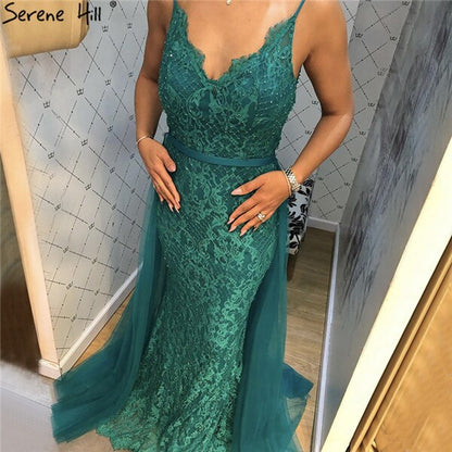 Grüne Sling Spitze Perlen Meerjungfrau Abendkleider 2025 Sexy Ärmelloses V-Ausschnitt Tüll Abendkleid Real Photo LA70064 