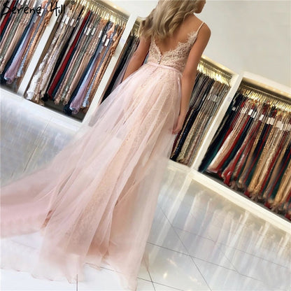 Grüne Sling Spitze Perlen Meerjungfrau Abendkleider 2025 Sexy Ärmelloses V-Ausschnitt Tüll Abendkleid Real Photo LA70064 