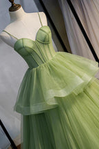 Grünes langes Ballkleid aus Tüll in A-Linie mit Schleppe PSK418