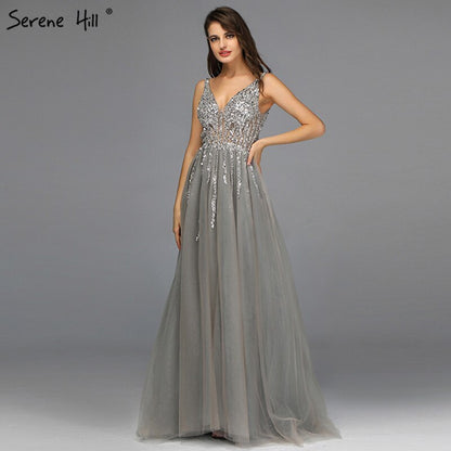 On Sale no return no refundSale Grey Backless A-Line V Neck Sleeveless Evening Dressese Beading Diamonds Sexy Evening Gowns Design 2025 LA70168