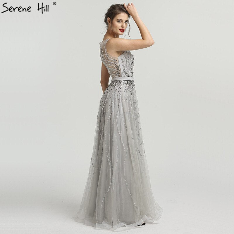 Im Angebot, keine Rückgabe, keine Rückerstattung. Verkauf von grauen Diamant-Perlen, luxuriösen neuen Abendkleidern 2025, High-End, sexy, ärmellos, Strand, formelle Abendkleider LA6577 