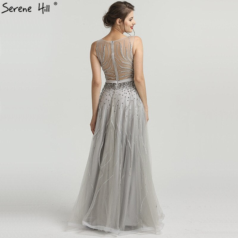 Im Angebot, keine Rückgabe, keine Rückerstattung. Verkauf von grauen Diamant-Perlen, luxuriösen neuen Abendkleidern 2025, High-End, sexy, ärmellos, Strand, formelle Abendkleider LA6577 