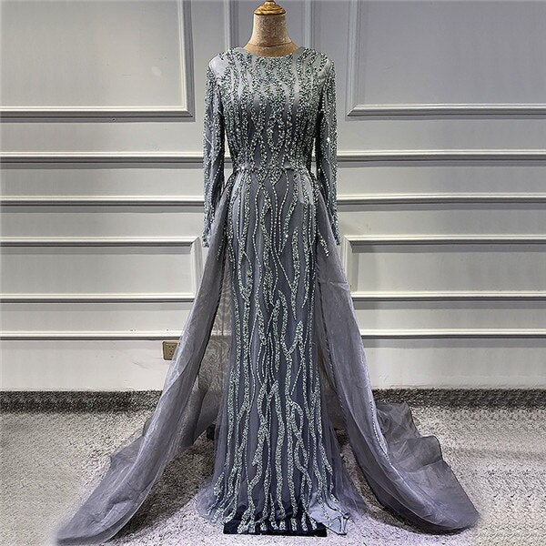 Vestidos de noche de lujo de diseñador de Dubái, con escote sirena gris, lentejuelas y cuentas, mangas largas, 2025 LA6302 