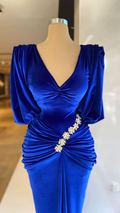 Vestidos de noche estilo Dubái, escote en V, mangas cortas, terciopelo, pliegues, apliques, azul real, corte sirena, vestido formal de fiesta de graduación Y4935