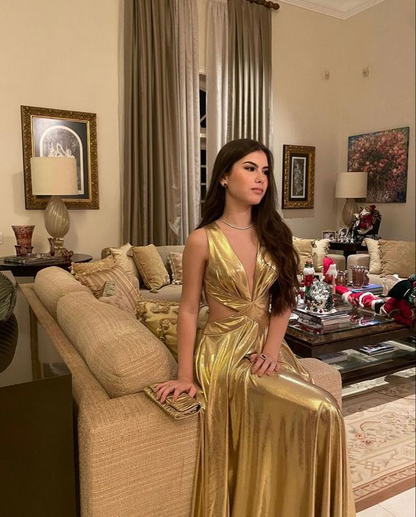 Modisches, goldenes, tiefes V-Ausschnitt-Abendkleid in langer A-Linie Y7943