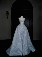 Glitzerndes trägerloses blaues Tüll-Pailletten-A-Linien-Ballkleid, formelles Hochzeitskleid Y8676
