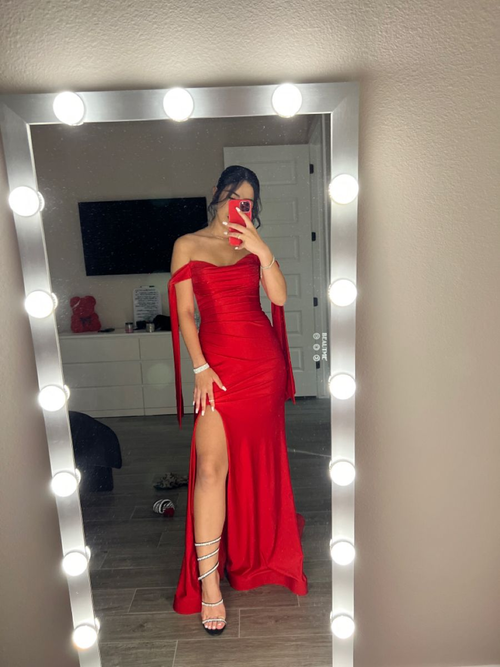 Vestido de noche de sirena rojo con abertura lateral Y5711