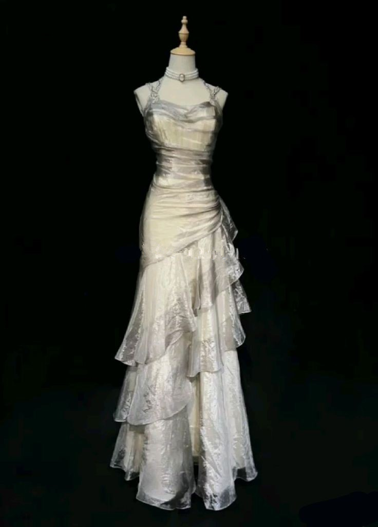 Elegantes mehrlagiges A-Linien-Abendkleid, langes Ballkleid Y7776