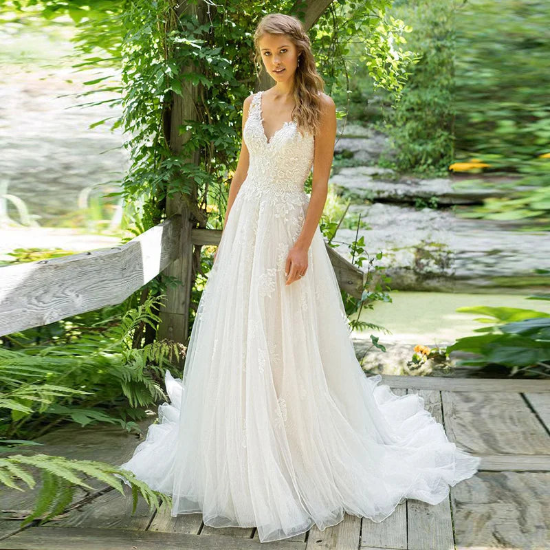 Haute Couture Elegant White Tulle Backless Spaghetti Strap Sweep Train V-Neck Backless A-LINE Embroidery Wedding Dress-payinti