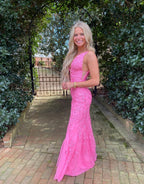 Kallie | Vestido de fiesta de encaje con escote en V y corte sirena en rosa intenso