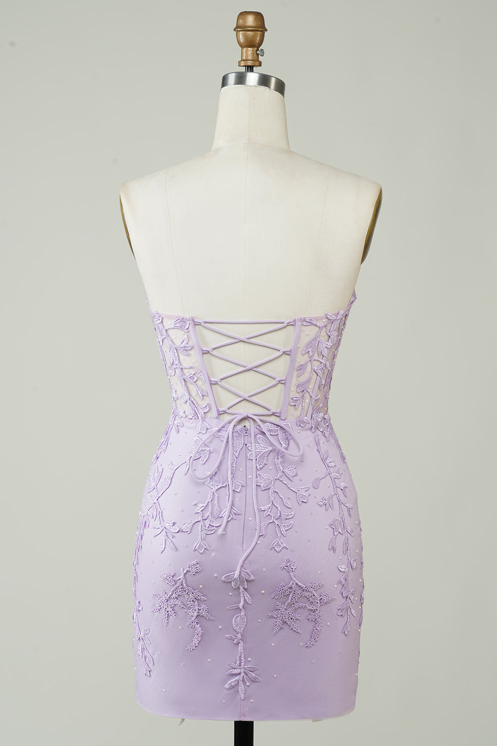 Figurbetontes, schwarzes, kurzes Homecoming-Kleid im Sweetheart-Korsett-Stil mit Applikationen