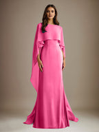 Vestido de gasa para madre de la novia, largo hasta el suelo, con escote barco y corte tubo/columna y volantes en cascada