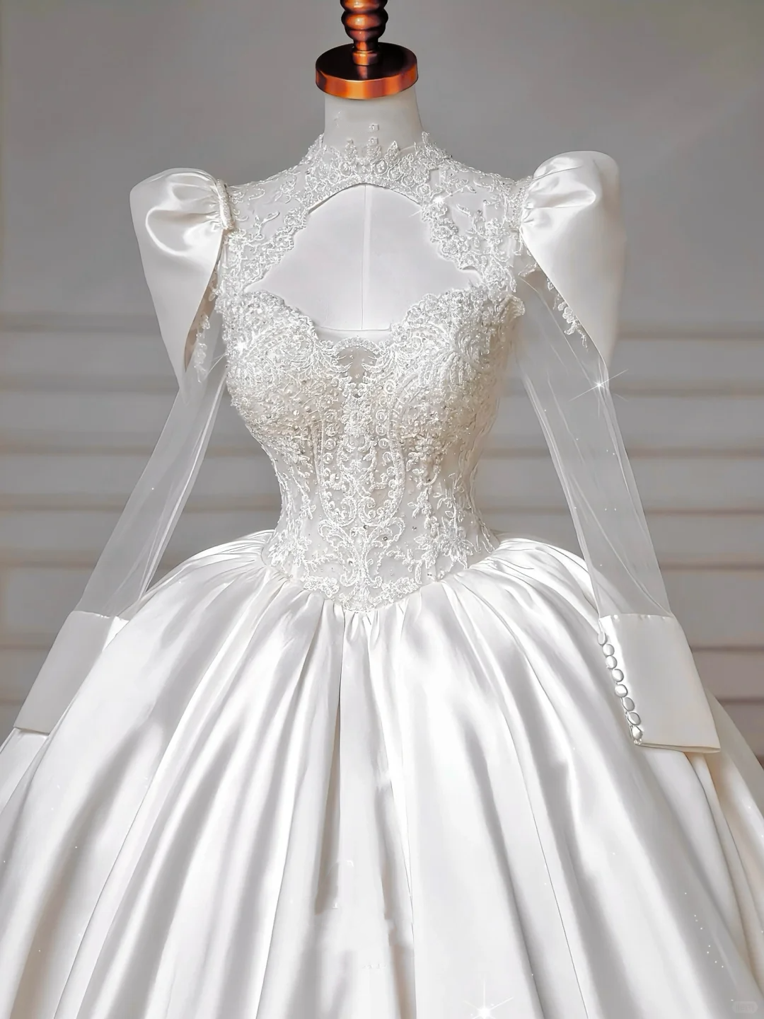 Hermoso vestido de novia de satén blanco con apliques de encaje, corte A, vestido de fiesta formal Y8607
