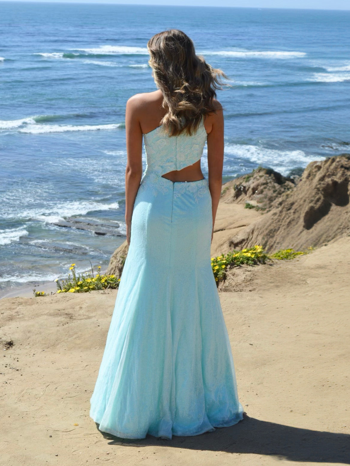 Gracelyn | Vestido de fiesta de lentejuelas con un solo hombro y apliques 3D