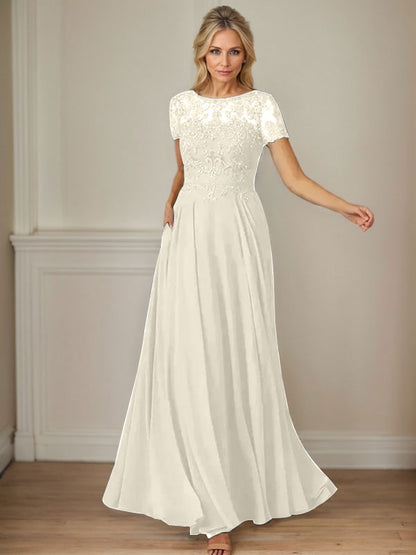 Dunkelmarineblaues A-Linien-Chiffonkleid mit U-Boot-Ausschnitt und Pailletten 