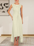 Vestido de gasa con encaje y escote redondo en forma de A color champán