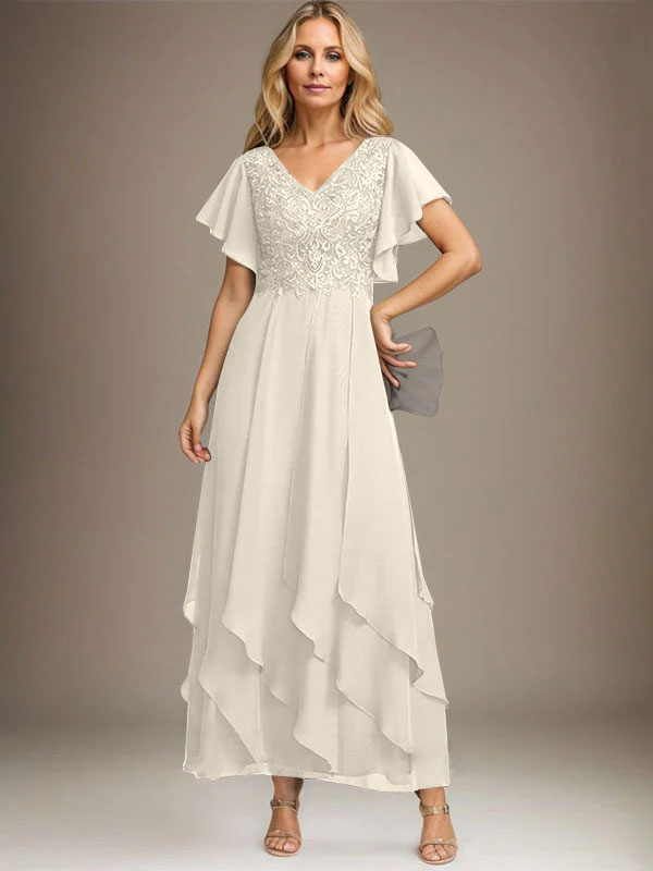 Vestido de gasa con encaje y escote en V hasta los tobillos para madre de la novia con volantes en cascada