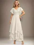 Vestido de gasa con encaje y escote en V hasta los tobillos para madre de la novia con volantes en cascada