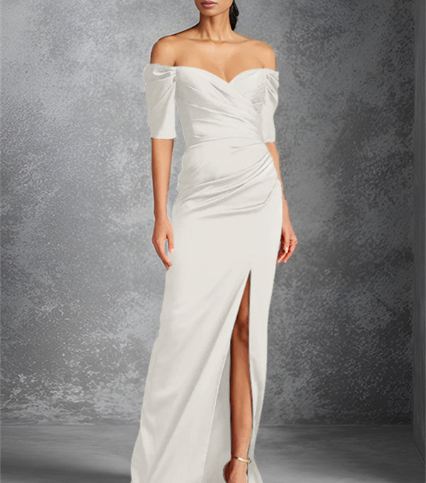 Vestidos para madre de la novia con corte tubo, hombros descubiertos, mangas cortas y largo hasta el suelo con abertura frontal