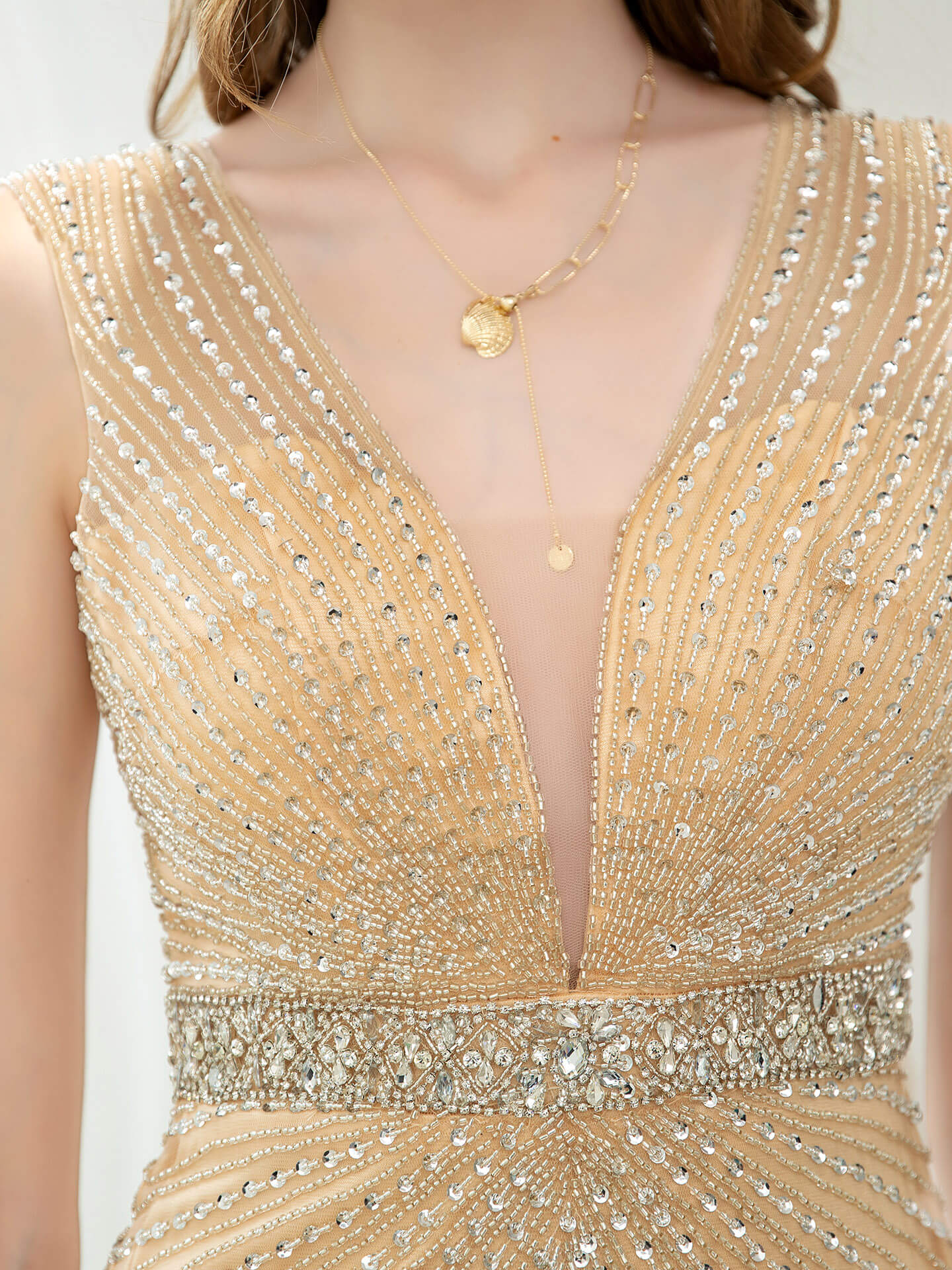 Mermaid / Trumpet V-neck Beaded Luxurious Sexy Formal Evening Dresses Sleeveless Floor Length Prom Dresses