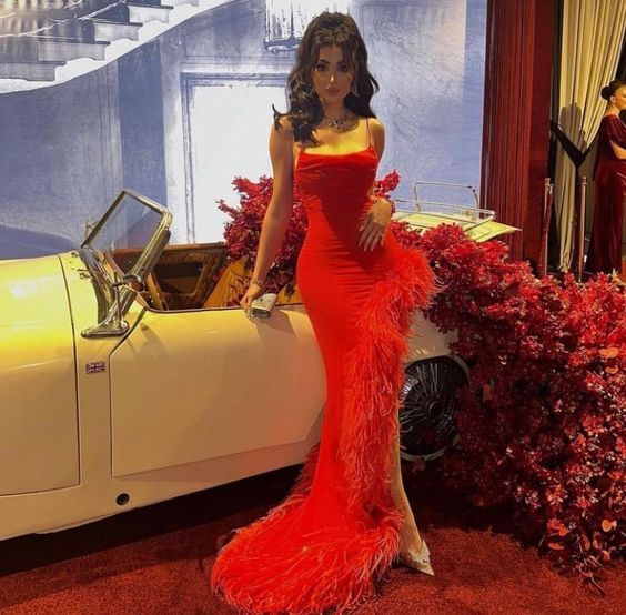 Vestido de fiesta rojo con tirantes de sirena y plumas, vestido de noche largo Y7901