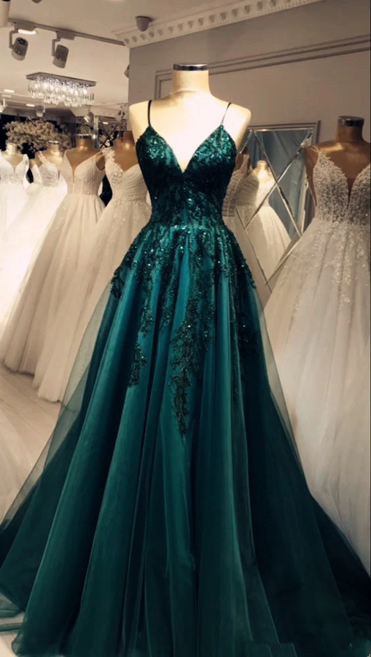 Wunderschönes grünes Spaghettiträger-Tüll-Spitzen-Applikationen-Ballkleid-Abendkleid Y7922