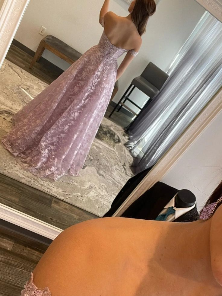 Vestidos de fiesta largos de encaje lila con hombros descubiertos, vestidos formales con hombros descubiertos, vestidos de noche lila Y5340