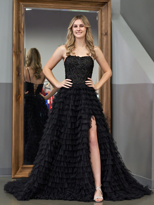 Jordan | Schwarzes A-Linien-Ballkleid aus Tüll mit Stufen und Pailletten
