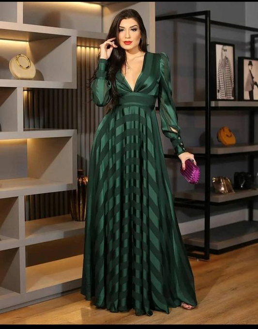 Vestido de noche verde encantador con escote en V profundo y mangas largas Y6283